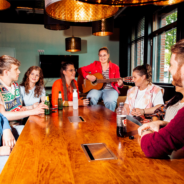 Studenten in de Ipub